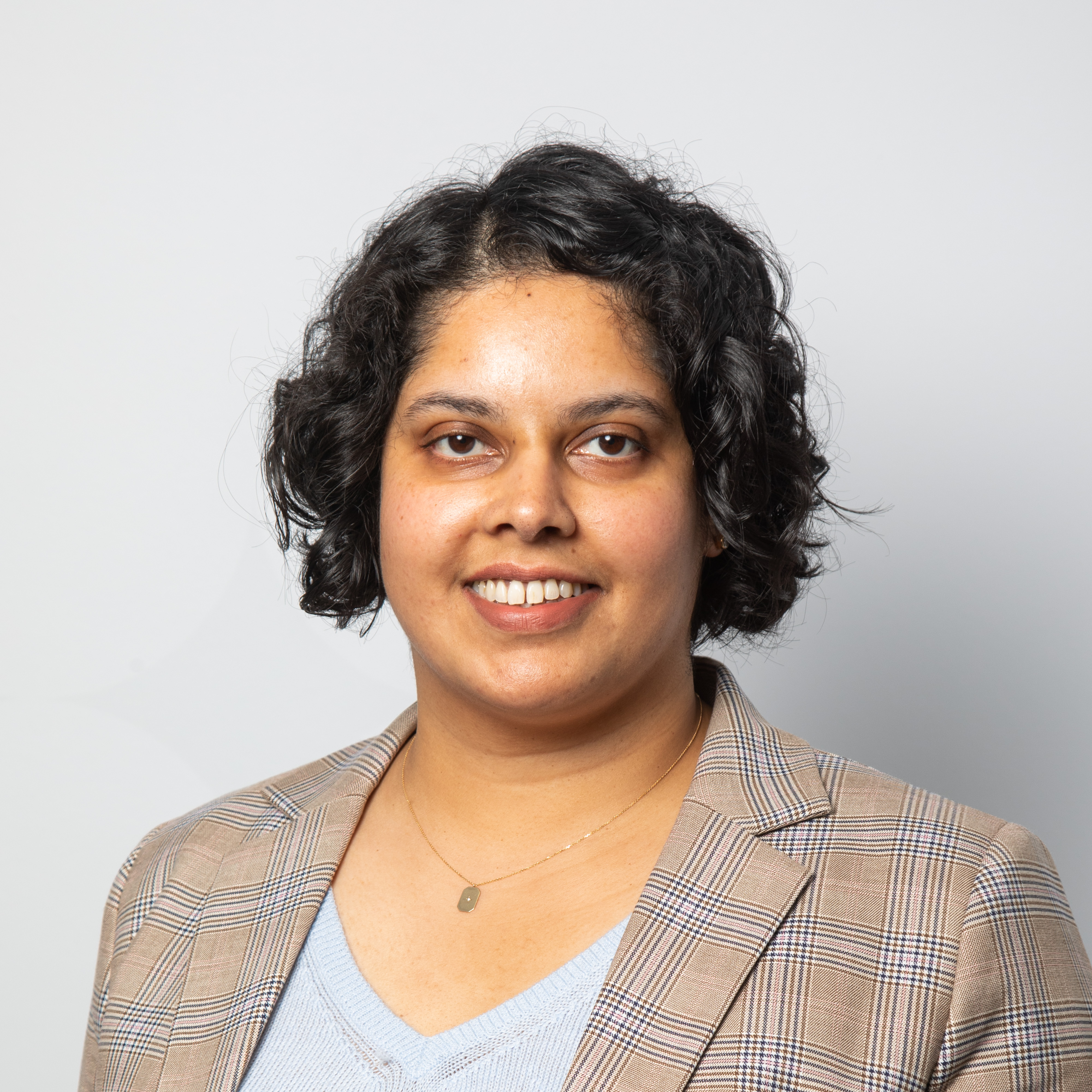 Dr Nilushi Karunaratne