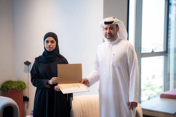 طلبة كلية القانون بجامعة عجمان في زيارة ميدانية إلى دائرة الشؤون القانونية في عجمان