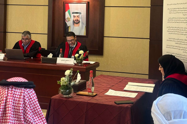 الطالبة هنادي عبدالله محمد آل علي تناقش أطروحتها حول حماية البيئة من التغير المناخي