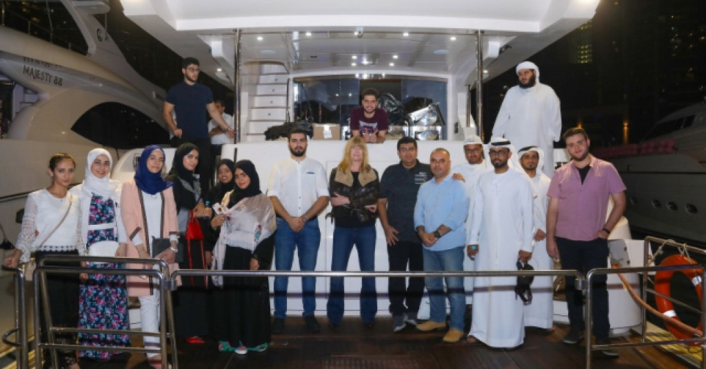 Alumni Office Organizes a Cruise for 30 Outstanding Students