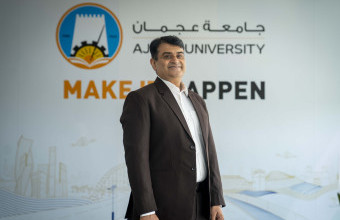 عضو هيئة تدريس في جامعة عجمان يحصل على جائزة أفضل بحث علمي في مؤتمر دولي بلندن