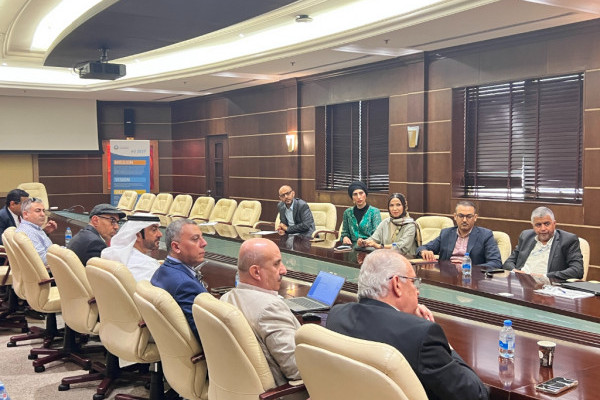 اجتماع عميد كلية القانون مع أعضاء هيئة التدريس