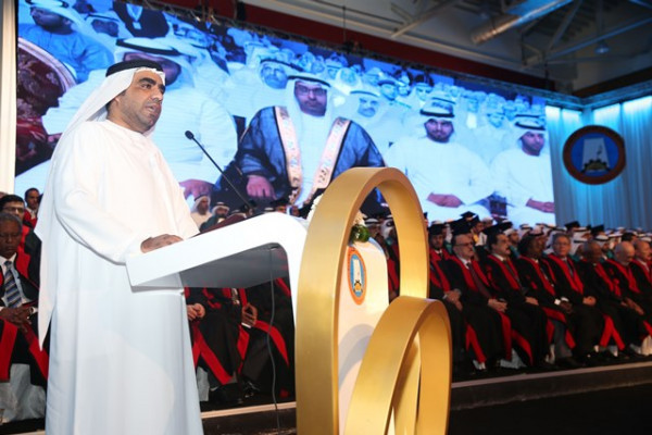 ولي عهد الفجيرة يشهد حفل تخريج دفعة 