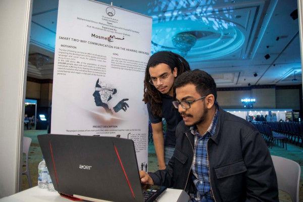 جامعة عجمان تنظم النسخة الثالثة من معرض الابتكار وريادة الأعمال بمشاركة 32 جناح