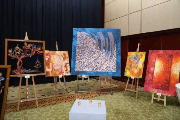 حاكم عجمان يشهد حفل اللقاء السنوي لجامعة عجمان