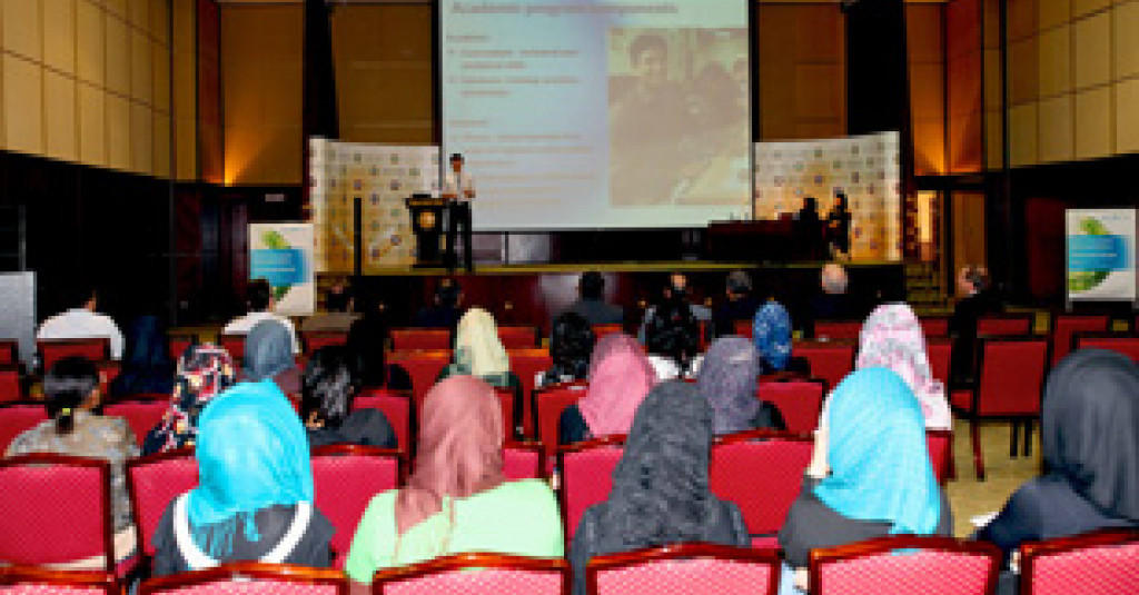 Ajman University Professors and Undergraduates Build Sustainable Links with Masdar Institute