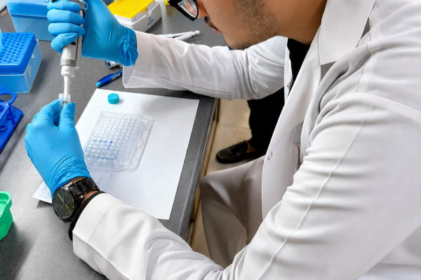 Ajman University Medical Students Gain Global Clinical Elective and Research Experience