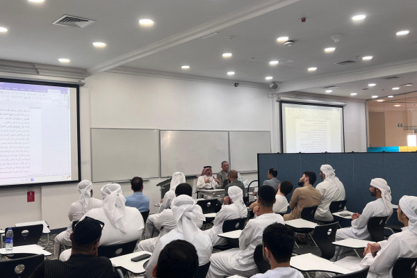 كلية القانون في جامعة عجمان تستضيف القاضي الدكتور إبراهيم الشديفات في محاضرة قانونية متخصصة