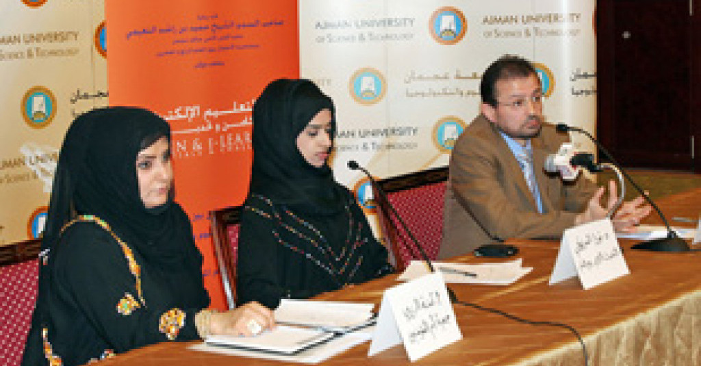 في المؤتمر الصحفي حول المرأة والتعليم الإلكتروني: جامعة عجمان وجمعية أم المؤمنين تؤكدان على أهمية التعليم الإلكتروني لخدمة المرأة