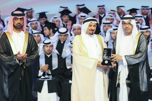 حاكم عجمان يشهد حفل تخريج الدفعة الـ 24 من جامعة عجمان تحت شعار 