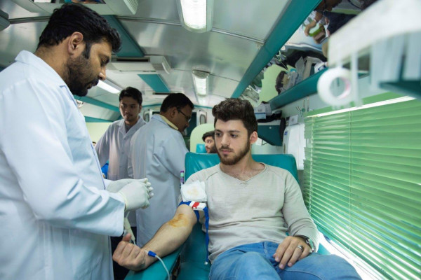 حملة للتبرع بالدم في جامعة عجمان