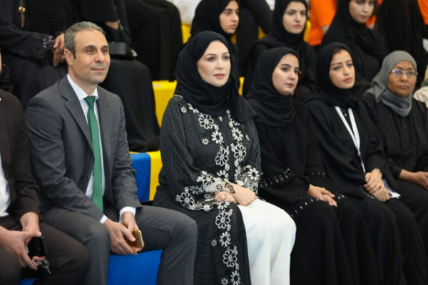 جامعة عجمان تستقبل طلبتها الجدد