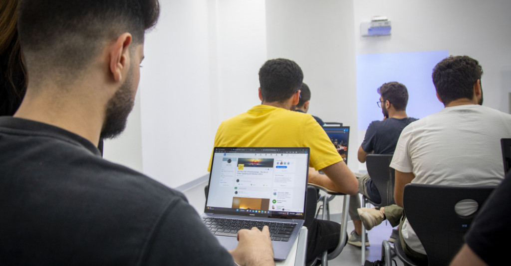 How to Build a Digital Marketing Career After Completing a Micro-Masters