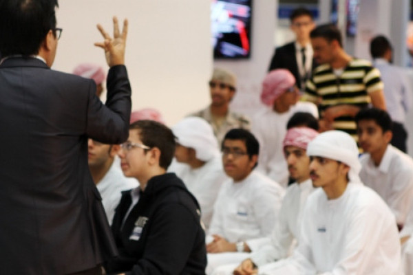 دورات تدريبية متميزة لجامعة عجمان في معرض نجاح بأبوظبي