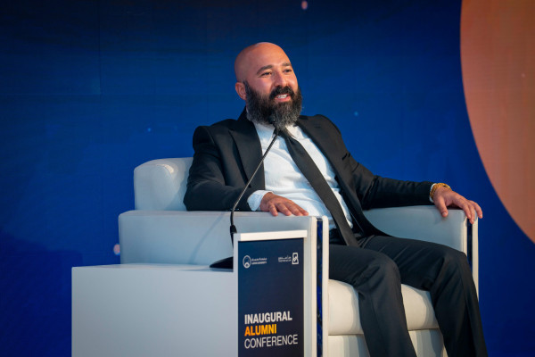 تحت رعاية سمو الشيخ عمار بن حميد النعيمي مؤتمر خريجي جامعة عجمان الأول يفتح آفاق الشراكة ويُرسّخ دور الخريجين في خدمة المجتمع