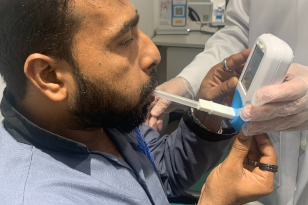 Smokerlyzer-Based Smoking Cessation Programs: Shifting Mindsets and Driving Action _3