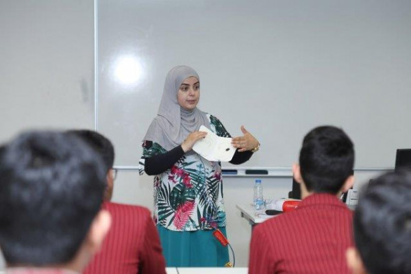 جامعة عجمان تدرّب طلبة المدارس على الإنعاش القلبي الرئوي