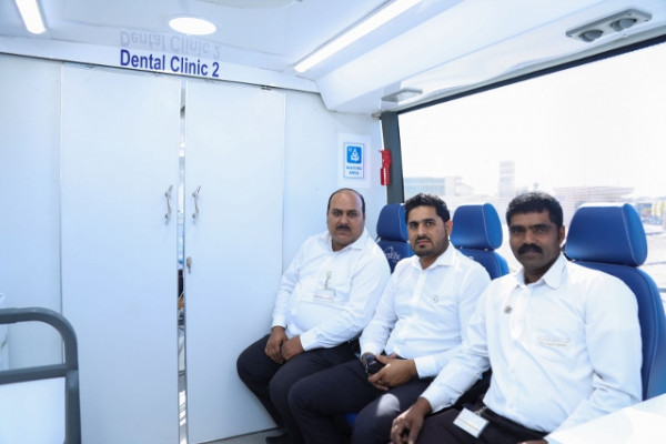 عيادة جامعة عجمان المتنقلة لطب الأسنان تقدم خدماتها في مختلف إمارات الدولة