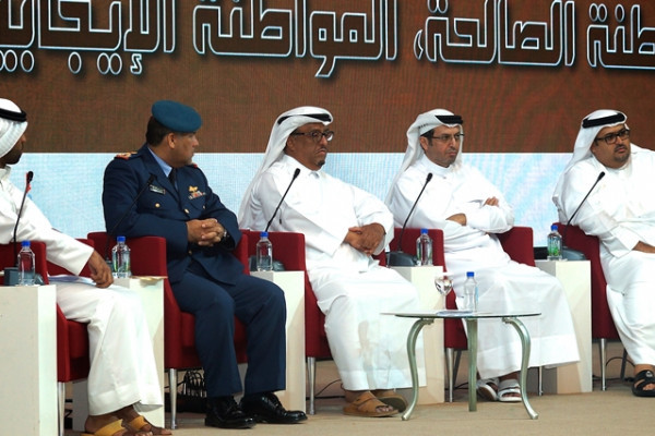 المجلس الطلابي بجامعة عجمان يشارك في ملتقى 