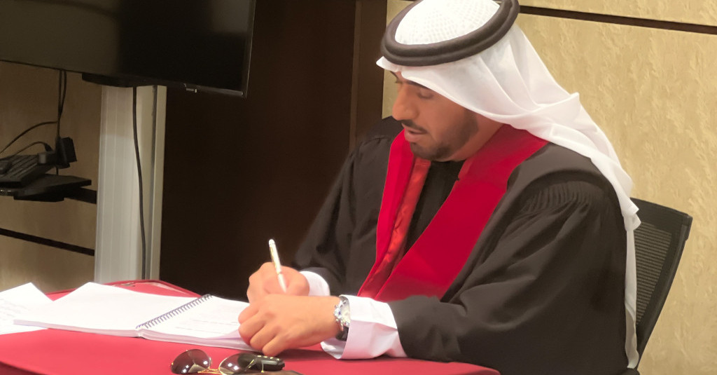 مناقشة رسالة الماجستير للطالب حمد الحبسي ومنحه تقدير امتياز في الأطروحة