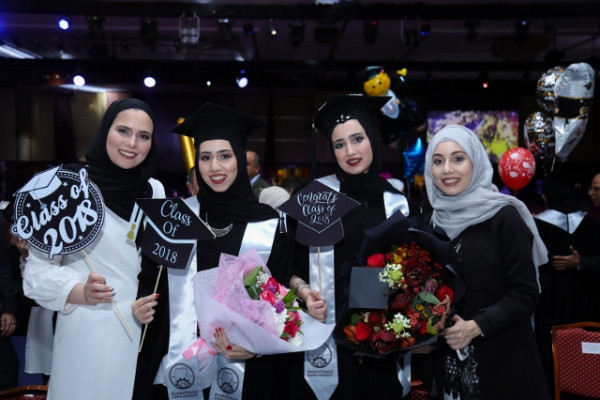 قرينة حاكم عجمان تشهد حفل تخريج 543 طالبة تحت شعار دفعة 