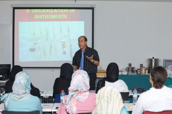 Clinical Course on Wisdom Teeth Surgical Treatment at AU