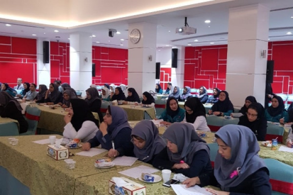 College of Pharmacy Breast Cancer Special Campaign Awareness