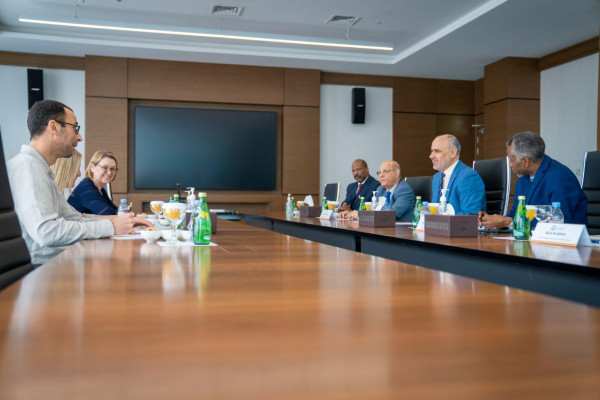 University of British Columbia Delegation Visits AU to Discuss Collaborative Opportunities