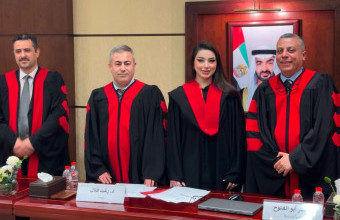 الطالبة دانية عبدالناصر تناقش أطروحة الماجستير حول المسؤولية المدنية في الجراحة الروبوتية بمنظومة دافنشي