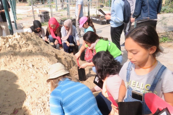 Students Join “Give a Ghaff” Campaign