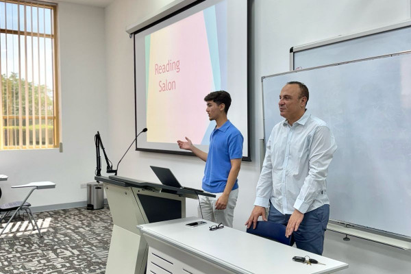 قسم اللغات والثقافة ينظم صالون القراءة 