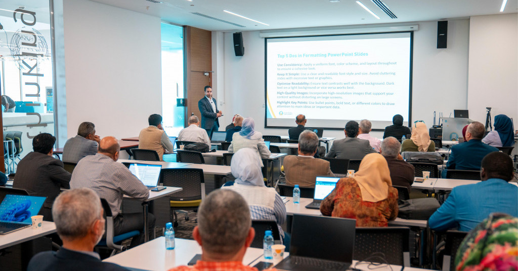 The Teaching and Learning Center Hosts a Workshop on Interactive Presentations