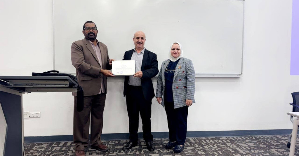 ورشة تعريفية لطلبة كلية القانون بجامعة عجمان حول الوصول إلى موارد المكتبة والاستفادة منها