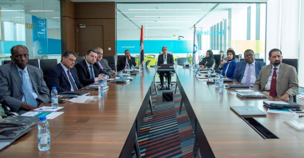 خبراء وأكاديميون يدعون إلى ضرورة تطوير المناهج في كليات طب الأسنان والصيدلة