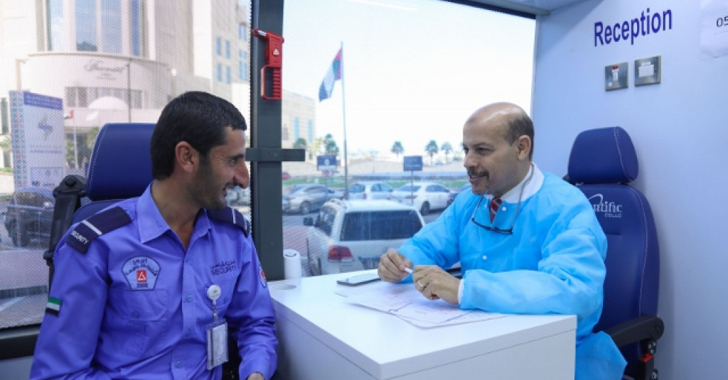 عيادة جامعة عجمان المتنقلة لطب الأسنان تقدم خدماتها في مختلف إمارات الدولة