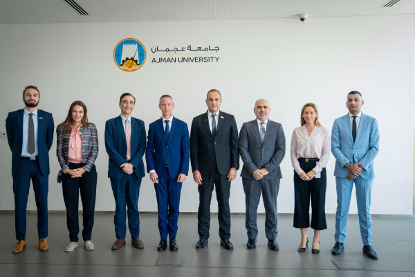 جامعة عجمان تبحث سُبل تعزيز التعاون الأكاديمي والبحثي مع القنصلية العامة الفرنسية