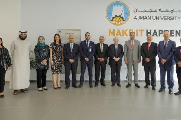 جامعة عجمان توقع مذكرة تفاهم مع طلال أبو غزالة العالمية