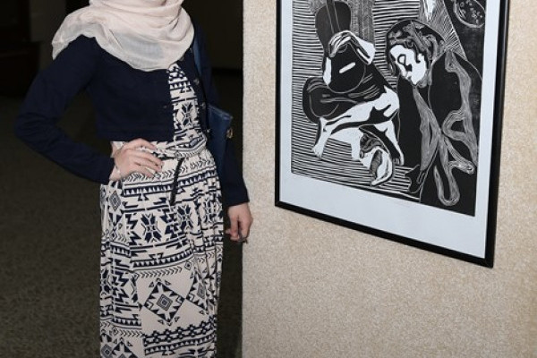 مواهب طلابية متميزة لطلبة جامعة عجمان في معرض الخليج العربي للفن التشكيلي