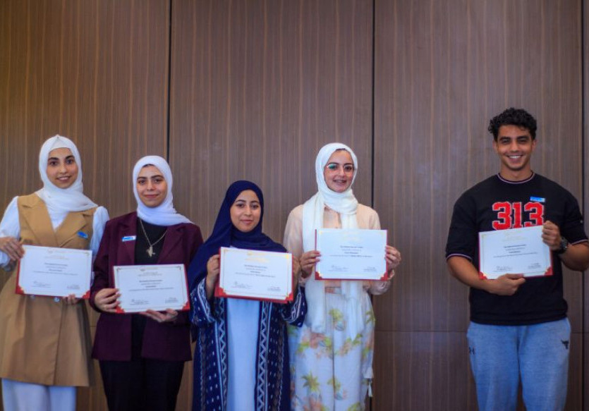 Peer Tutors at Ajman University Get Recognized for Their Outstanding Efforts