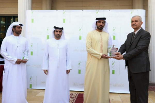 Sheikh Rashid Al Nuaimi Honors the Winners at Ajman Agriculture Award