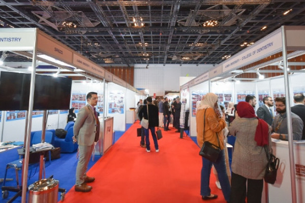 AU Master’s Students Impress Participants at AEEDC Dubai