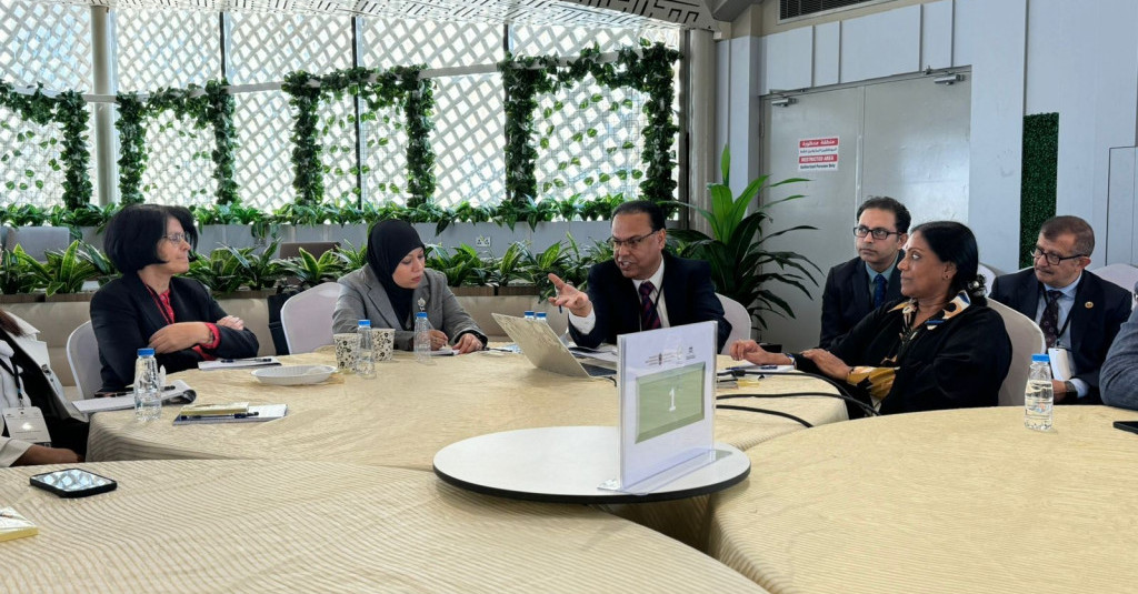 جامعة عجمان تساهم في المبادرة الوطنية للتعليم العالي المستدام