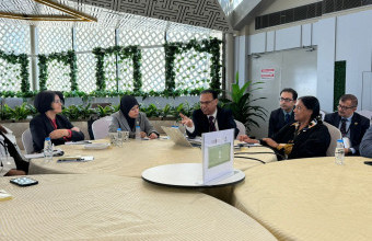 جامعة عجمان تساهم في المبادرة الوطنية للتعليم العالي المستدام