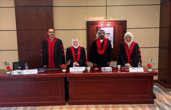 الطالب عيسى البلوشي ينال درجة الماجستير بتقدير امتياز عن أطروحته حول شيك الضمان في التشريعات الإماراتية