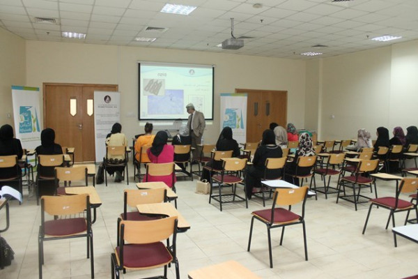 مبادرة يوم بلا أكياس بلاستيكية في جامعة عجمان