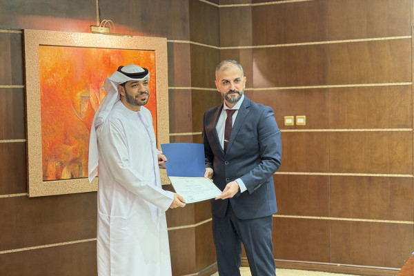 تكريم طلبة كلية القانون المشاركين في منافسة التحكيم التجاري الدولية بالمملكة العربية السعودية