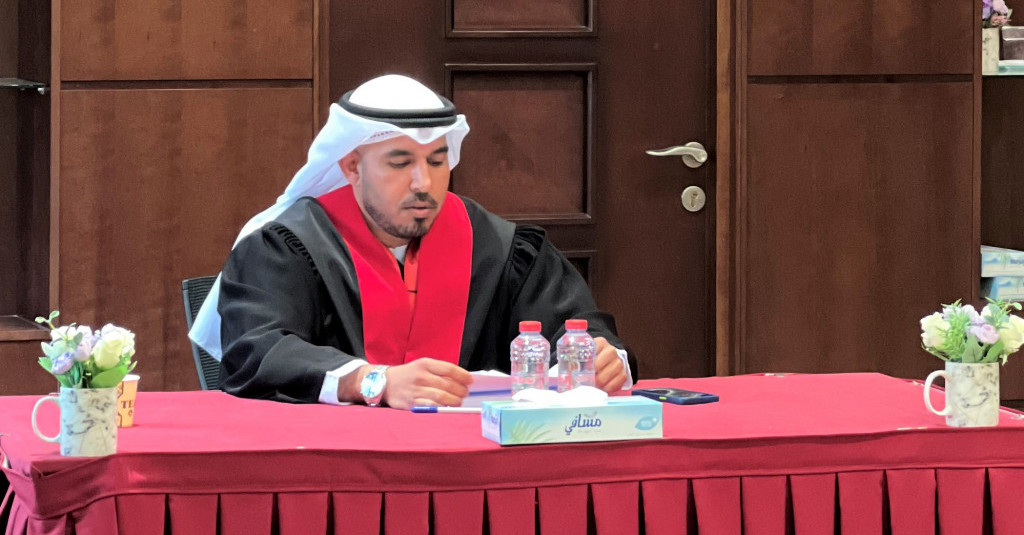 مناقشة رسالة الماجستير للطالب/ حمد حميد الزعابي