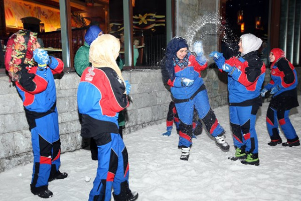 يوم ترفيهي للطالبات في سكي دبي