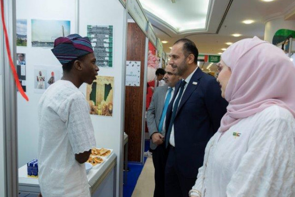 Multicultural Diversity Thrives at Ajman University 2019 Club Fair