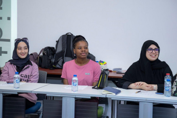 جامعة عجمان تنظم ورشة عمل عن لغة الإشارة تزامنا مع اليوم العالمي لها